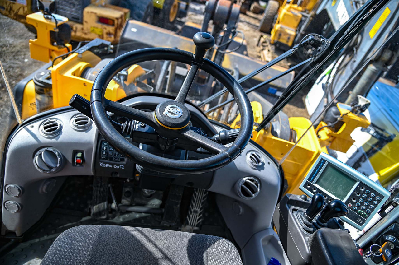 Hjullastare VOLVO L180H: bild 50