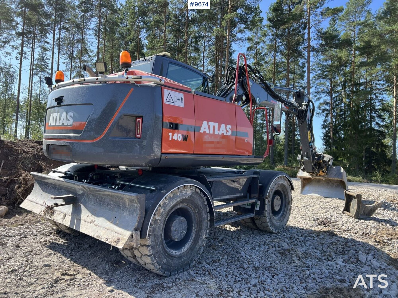Atlas 140 W Wheel excavator with wagon and attachments - Grävmaskin på däck: bild 4 Atlas 140 W Wheel excavator with wagon and attachments - Grävmaskin på däck: bild 4