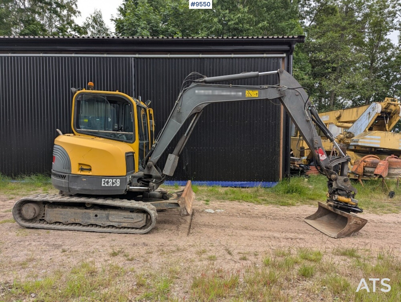 Excavator Volvo Ecr58 with tiltrotator and bucket - Minigrävmaskin: bild 1 Excavator Volvo Ecr58 with tiltrotator and bucket - Minigrävmaskin: bild 1