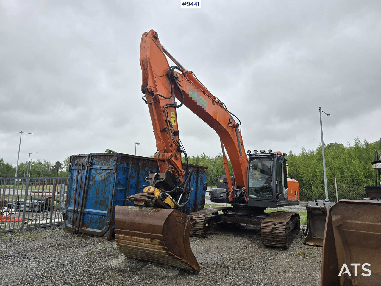 Hitachi ZX 250 LC-3 - Bandgrävare: bild 1 Hitachi ZX 250 LC-3 - Bandgrävare: bild 1