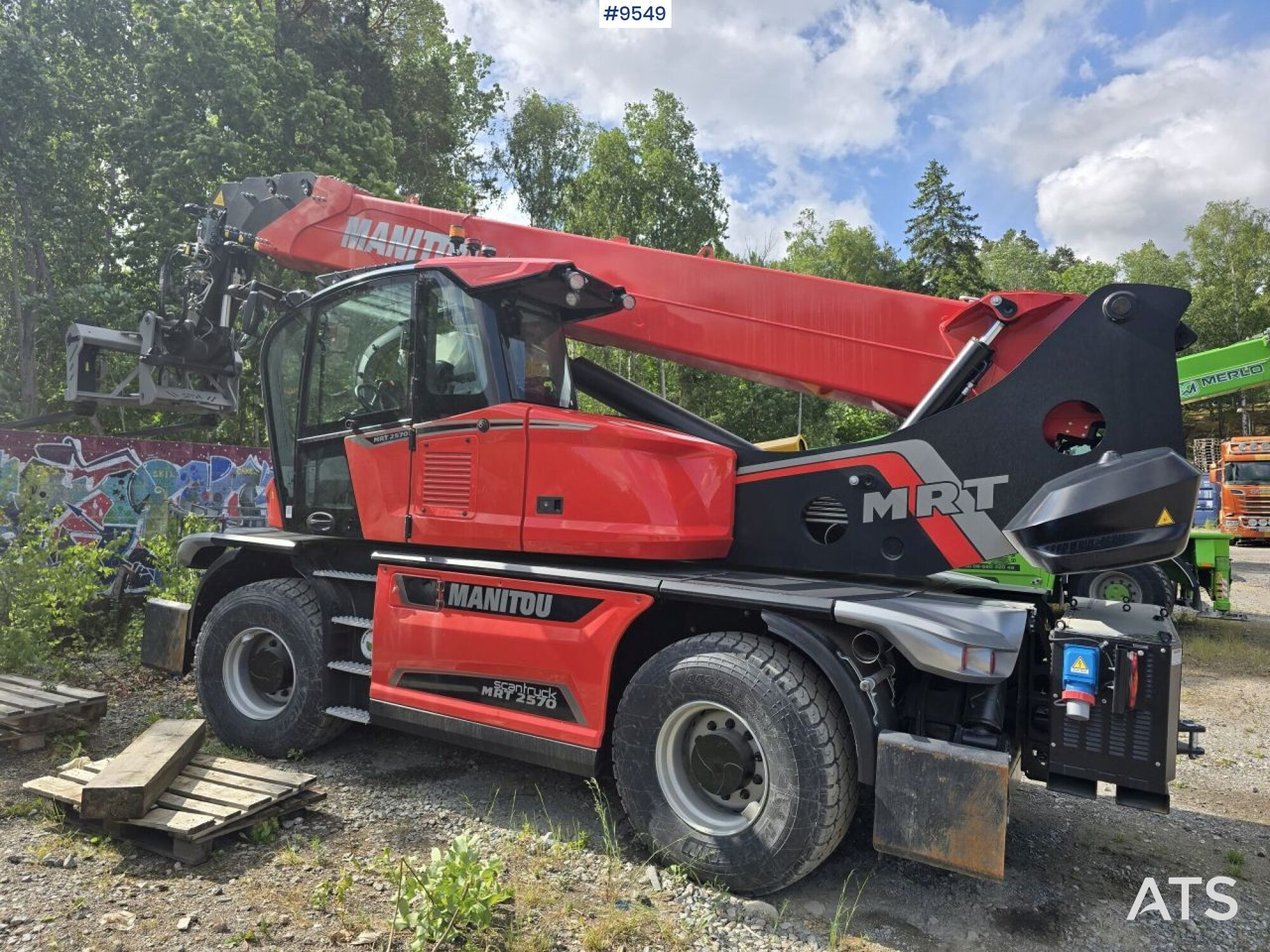 Manitou MRT 2570 Rotating Telescopic Handler - Teleskoplastar: bild 2 Manitou MRT 2570 Rotating Telescopic Handler - Teleskoplastar: bild 2