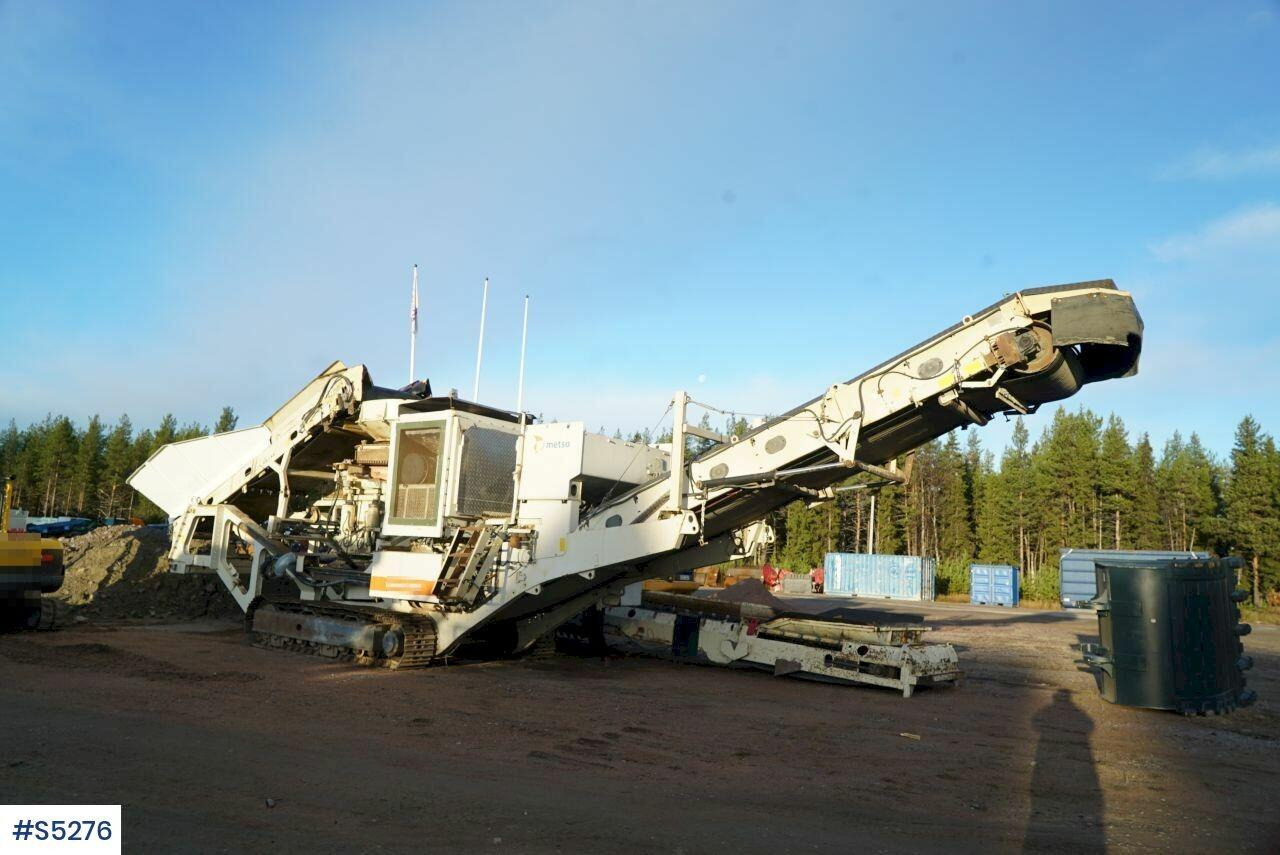 Metso Lokotrack LT 300HP Crusher on tracks - Krossverk: bild 1 Metso Lokotrack LT 300HP Crusher on tracks - Krossverk: bild 1