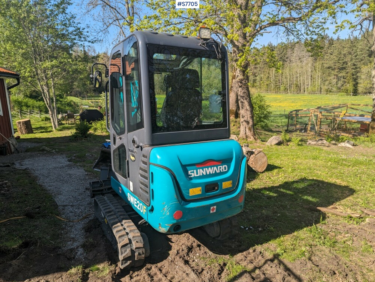 Mini excavator Sunward SWE20F with buckets SEE VIDEO - Grävmaskin: bild 2 Mini excavator Sunward SWE20F with buckets SEE VIDEO - Grävmaskin: bild 2