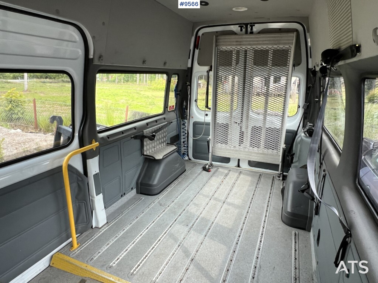 Minibus- Ford FDG6 Transit- Sold newly inspected - Minibuss, Persontransport: bild 5 Minibus- Ford FDG6 Transit- Sold newly inspected - Minibuss, Persontransport: bild 5