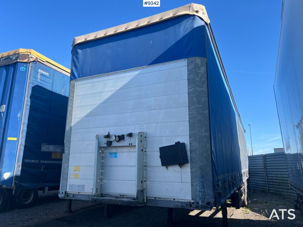 Trailer SCHMITZ CARGOBULL - Kapelltrailer: bild 1 Trailer SCHMITZ CARGOBULL - Kapelltrailer: bild 1