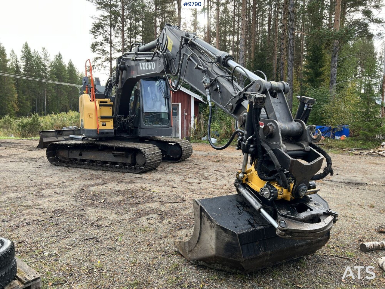 VOLVO ECR145 EL Excavator with attachments - Bandgrävare: bild 3 VOLVO ECR145 EL Excavator with attachments - Bandgrävare: bild 3