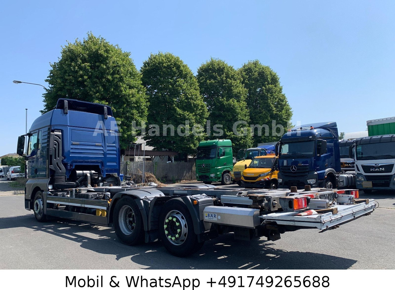 MAN TGX 26.440 XLX LL 6x2 *Retarder/LDW/LBW/3.Lenk - Containerbil/ Växelflak lastbil: bild 2 MAN TGX 26.440 XLX LL 6x2 *Retarder/LDW/LBW/3.Lenk - Containerbil/ Växelflak lastbil: bild 2