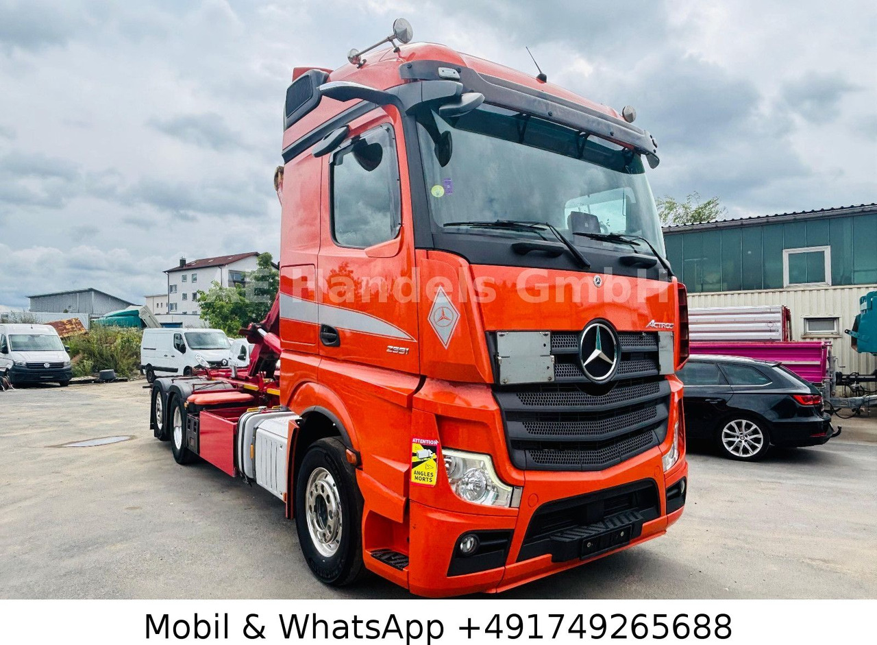 Mercedes-Benz Actros V 2551 L BL 6x2 *Retarder/Hyva-18-60-S - Lastväxlare lastbil, Kranbil: bild 1 Mercedes-Benz Actros V 2551 L BL 6x2 *Retarder/Hyva-18-60-S - Lastväxlare lastbil, Kranbil: bild 1