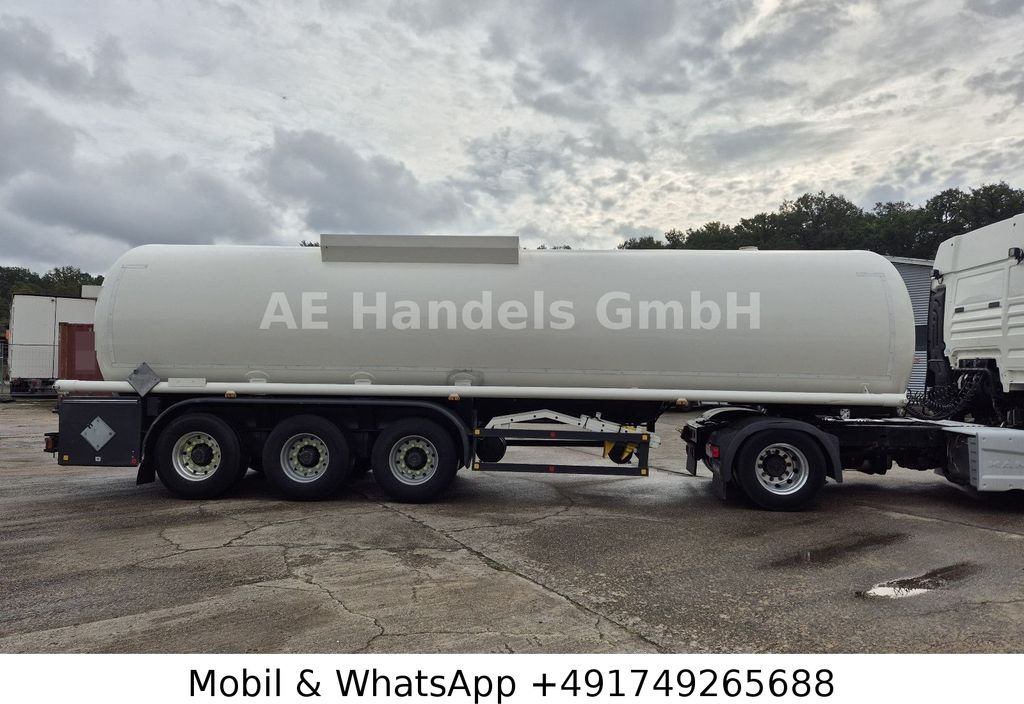 Schrader Z-STA 24-41/1 Chemie *41.000Liter / 1xKammer - Tanktrailer: bild 2 Schrader Z-STA 24-41/1 Chemie *41.000Liter / 1xKammer - Tanktrailer: bild 2