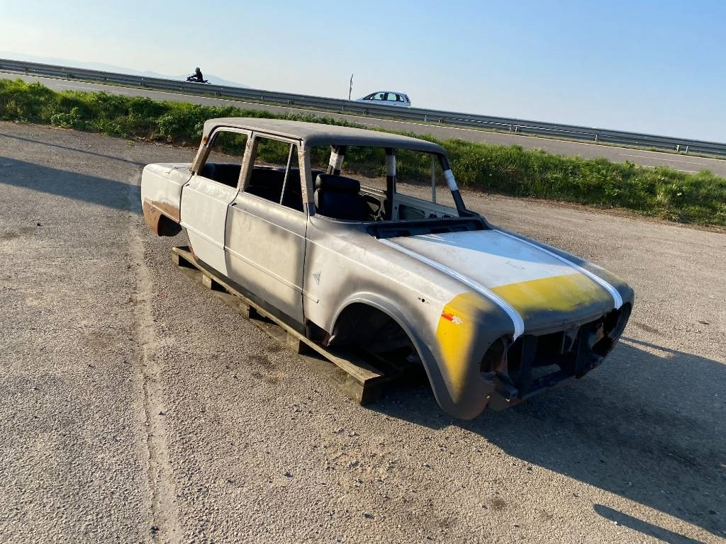 Alfa GUILIA 1300 SUPER NUOVA/Origine France/Oldtimer - Personbil: bild 5 Alfa GUILIA 1300 SUPER NUOVA/Origine France/Oldtimer - Personbil: bild 5
