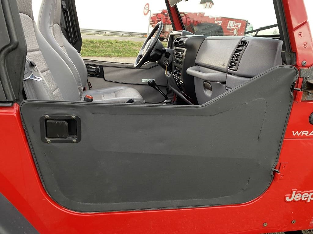 SUV Jeep WRANGLER 2.5i 118 Véhicule d'Origine Française: bild 26