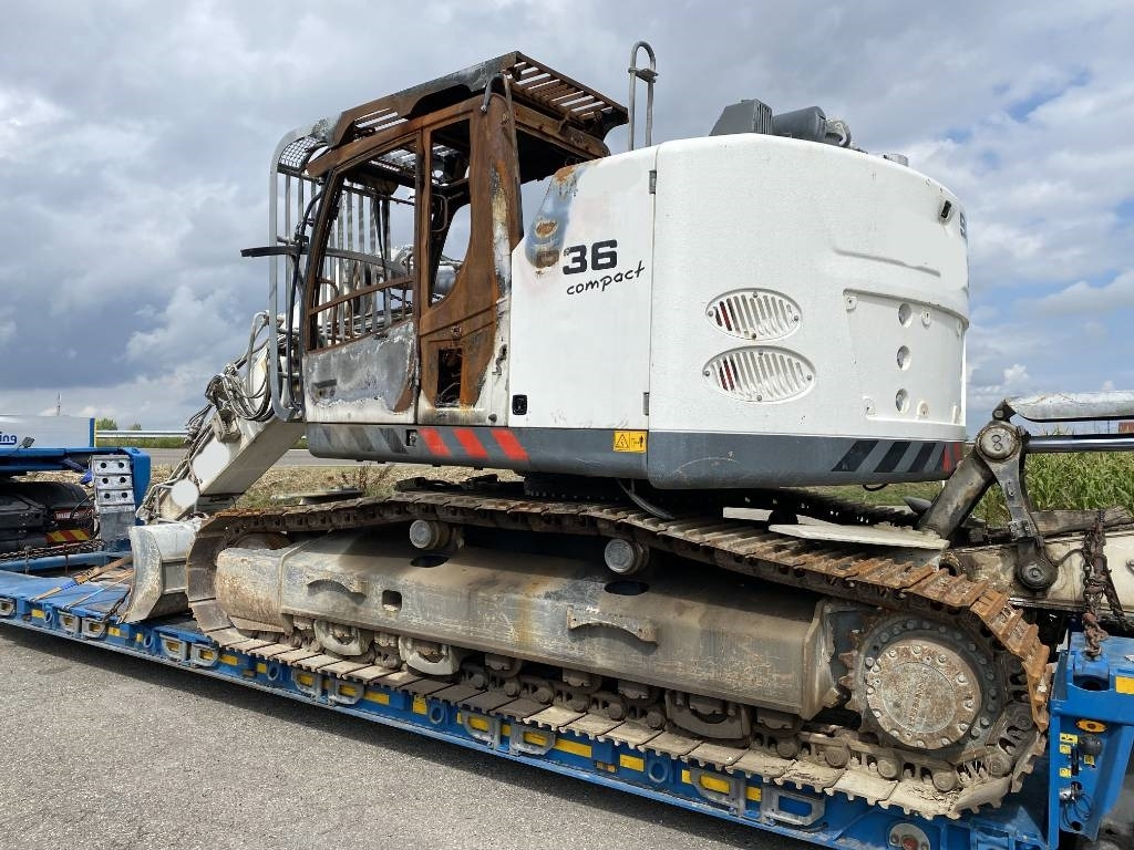 Liebherr R936 COMPACT NLC de 2022 Vente en pièces détachée - Larvband för Byggmaskiner: bild 2 Liebherr R936 COMPACT NLC de 2022 Vente en pièces détachée - Larvband för Byggmaskiner: bild 2