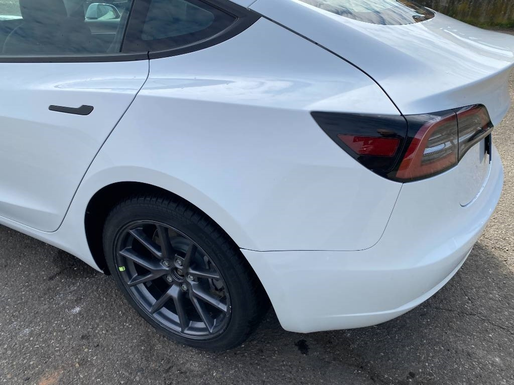 Sedan Tesla MODEL 3 - 5YJ3 Rwd Origine Française: bild 35