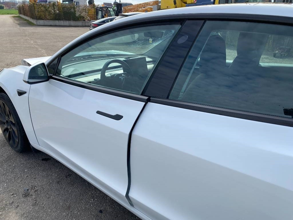 Sedan Tesla MODEL 3 - 5YJ3 Rwd Origine Française: bild 34
