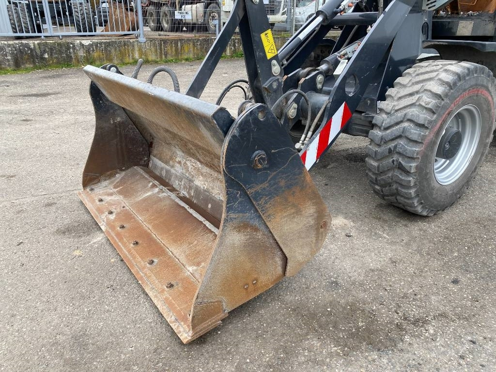 Hjullastare Yanmar V 100 / Certificat CE endommagée: bild 11