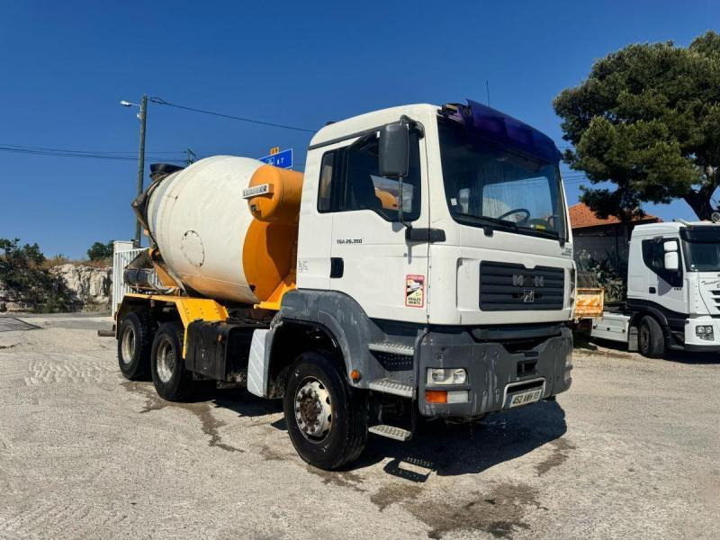 MAN TGA 26.350 - Betongbil: bild 1 MAN TGA 26.350 - Betongbil: bild 1
