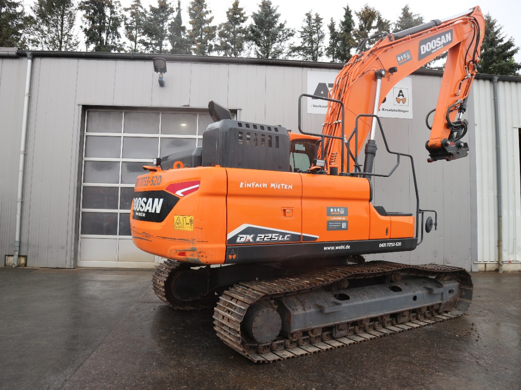 Doosan DX225LC-7 - Bandgrävare: bild 2 Doosan DX225LC-7 - Bandgrävare: bild 2