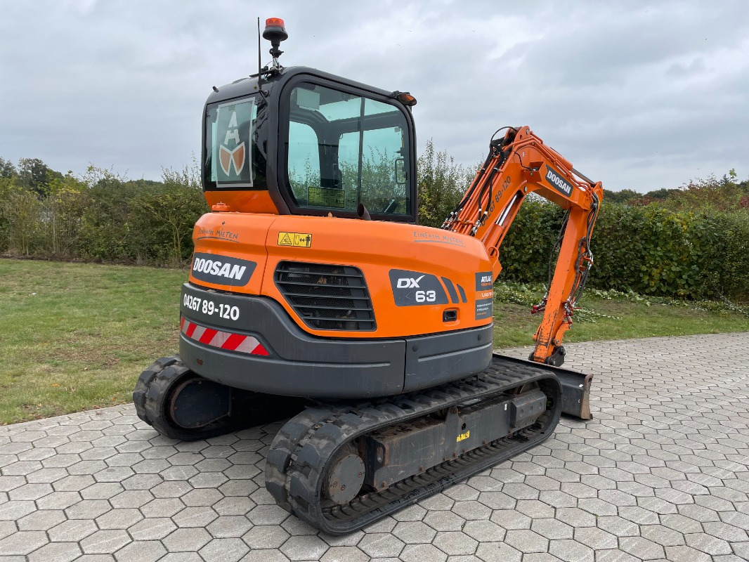 Doosan DX63-3 - Minigrävmaskin: bild 2 Doosan DX63-3 - Minigrävmaskin: bild 2