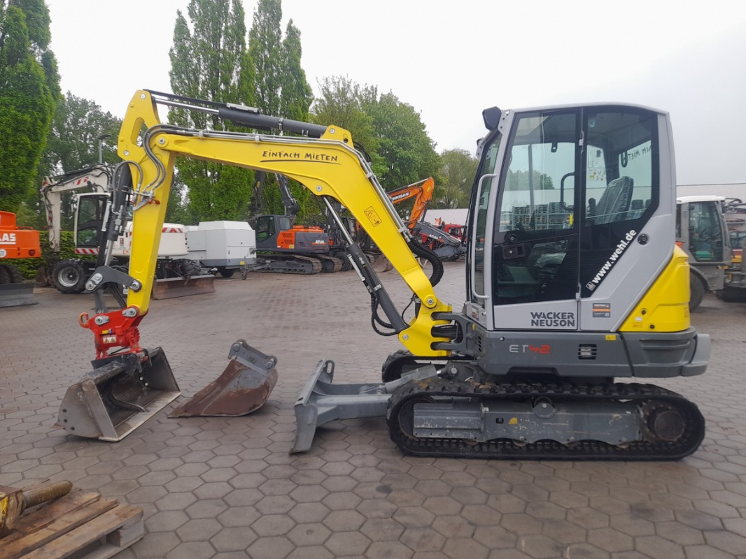 Neuson ET42 - Minigrävmaskin: bild 1 Neuson ET42 - Minigrävmaskin: bild 1