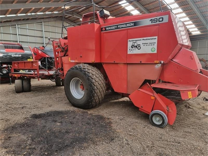 Massey Ferguson >190 bigpallepresser Parkland Ballevogn - Fyrkantspress: bild 1 Massey Ferguson >190 bigpallepresser Parkland Ballevogn - Fyrkantspress: bild 1