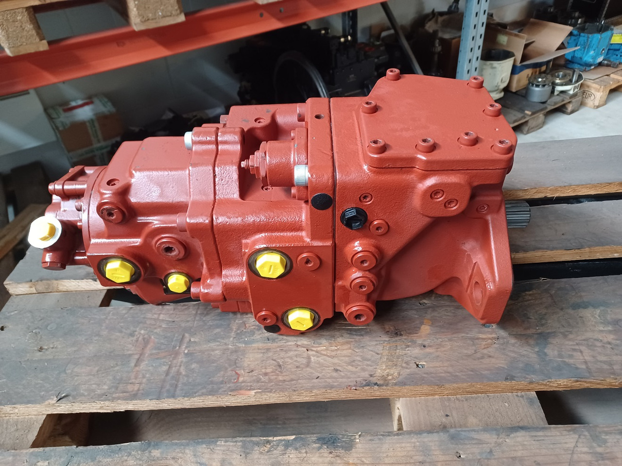Kawasaki Heavy Industries K7SP36/K7V28-11VR-922A/25 - Hydraulpump för Bandgrävare: bild 2 Kawasaki Heavy Industries K7SP36/K7V28-11VR-922A/25 - Hydraulpump för Bandgrävare: bild 2