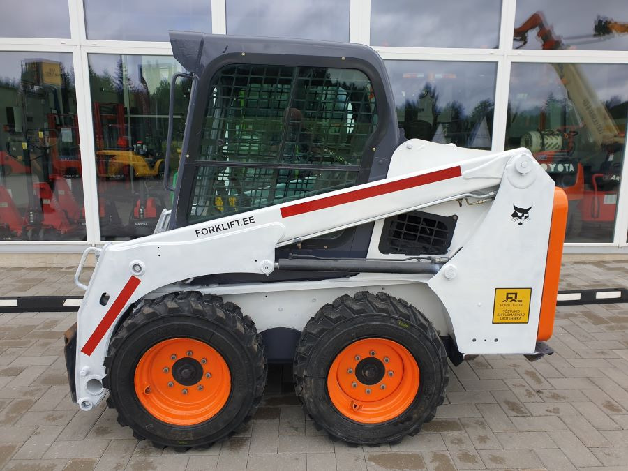 BOBCAT Bobcat S450 - Kompaktlastare/ Slirstyrda lastare: bild 2 BOBCAT Bobcat S450 - Kompaktlastare/ Slirstyrda lastare: bild 2