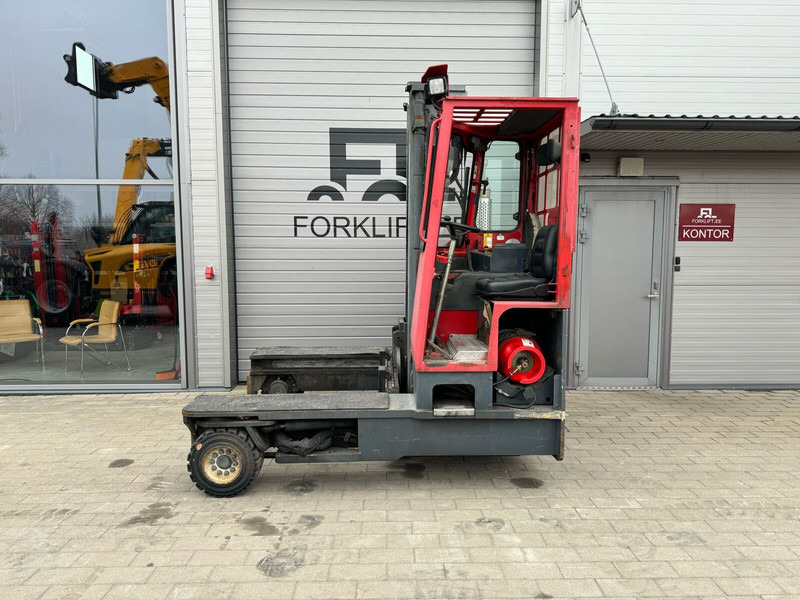 Combilift 4000 - Sidlastare: bild 3 Combilift 4000 - Sidlastare: bild 3