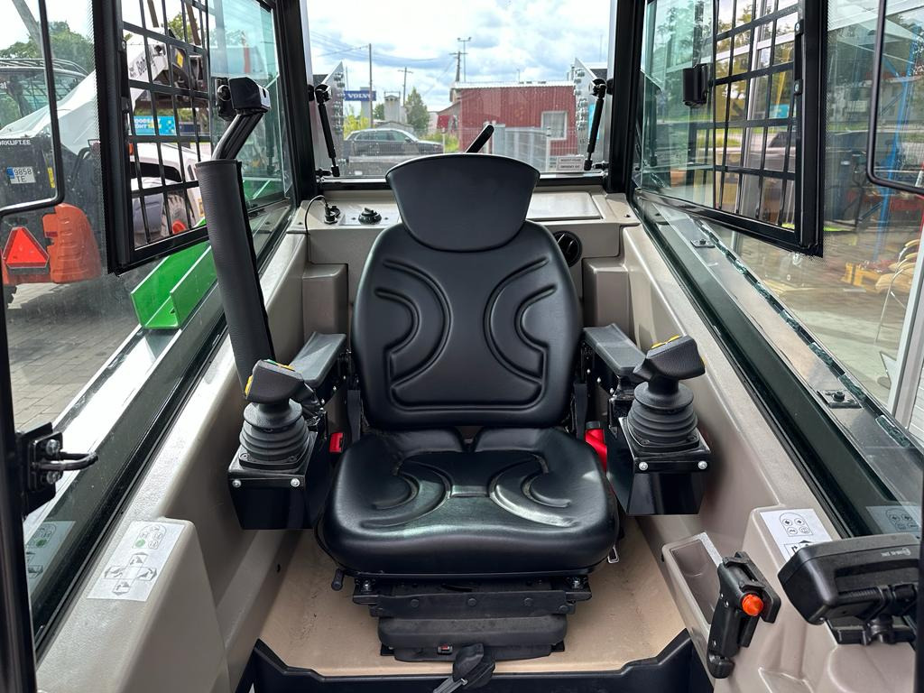 Kompaktlastare/ Slirstyrda lastare Firstgreen Elise 900: bild 11
