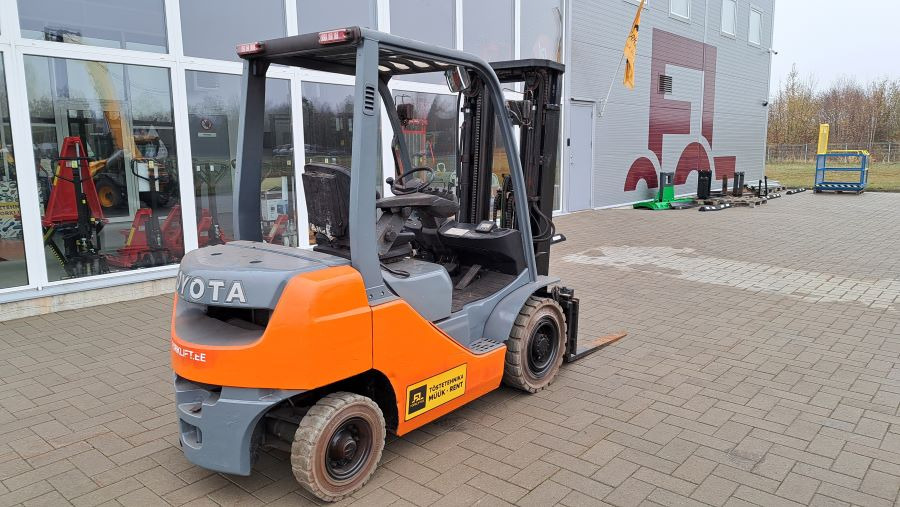 Toyota 02-8FDF20 - Dieseltruck: bild 4 Toyota 02-8FDF20 - Dieseltruck: bild 4