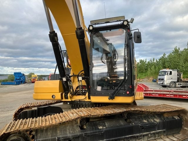 CAT 330 - Bandgrävare: bild 1 CAT 330 - Bandgrävare: bild 1