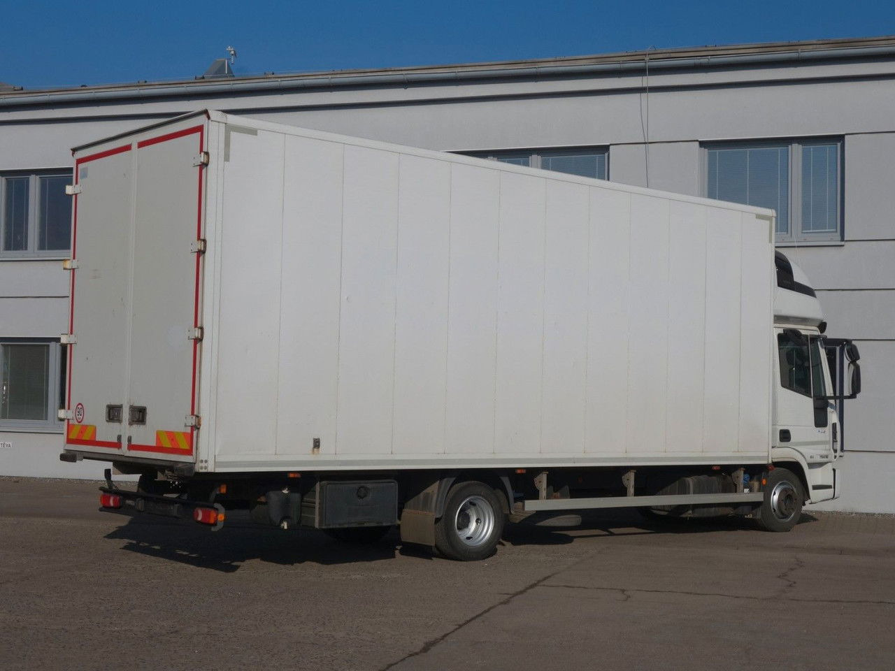 Iveco EuroCargo 75 75E19, 18 Palleten - Lastbil med skåp: bild 5 Iveco EuroCargo 75 75E19, 18 Palleten - Lastbil med skåp: bild 5