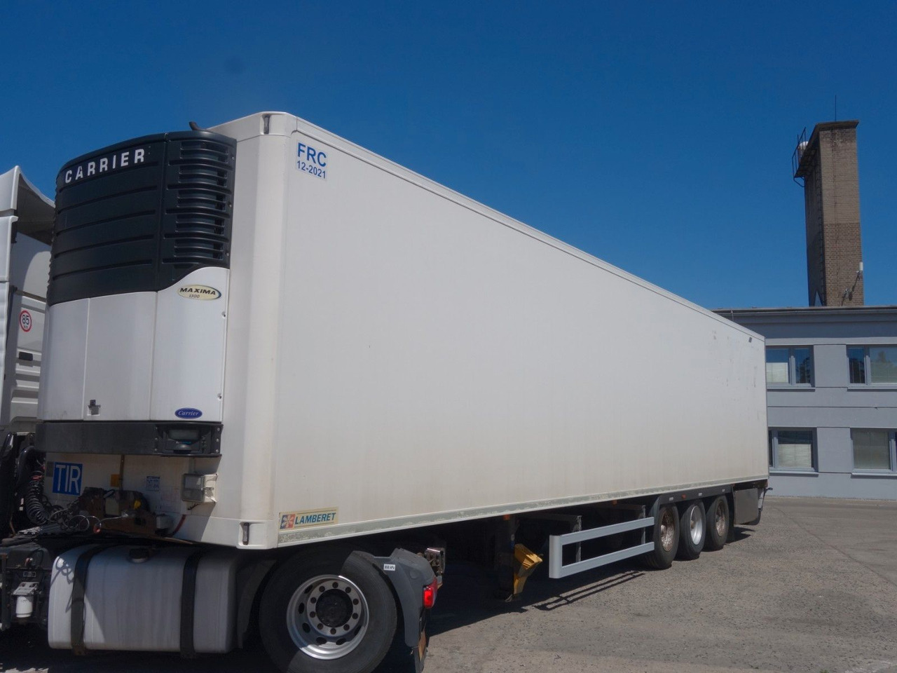 Lamberet LVF S3 mit Carrier 1300, 2.400 BtS. - Kyl/ Frys semitrailer: bild 1 Lamberet LVF S3 mit Carrier 1300, 2.400 BtS. - Kyl/ Frys semitrailer: bild 1