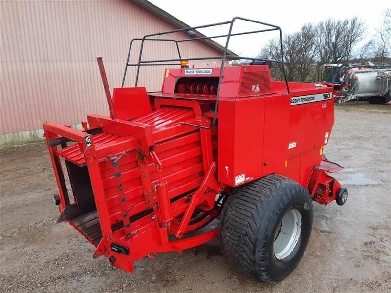 Massey Ferguson 190 - Fyrkantspress: bild 2 Massey Ferguson 190 - Fyrkantspress: bild 2