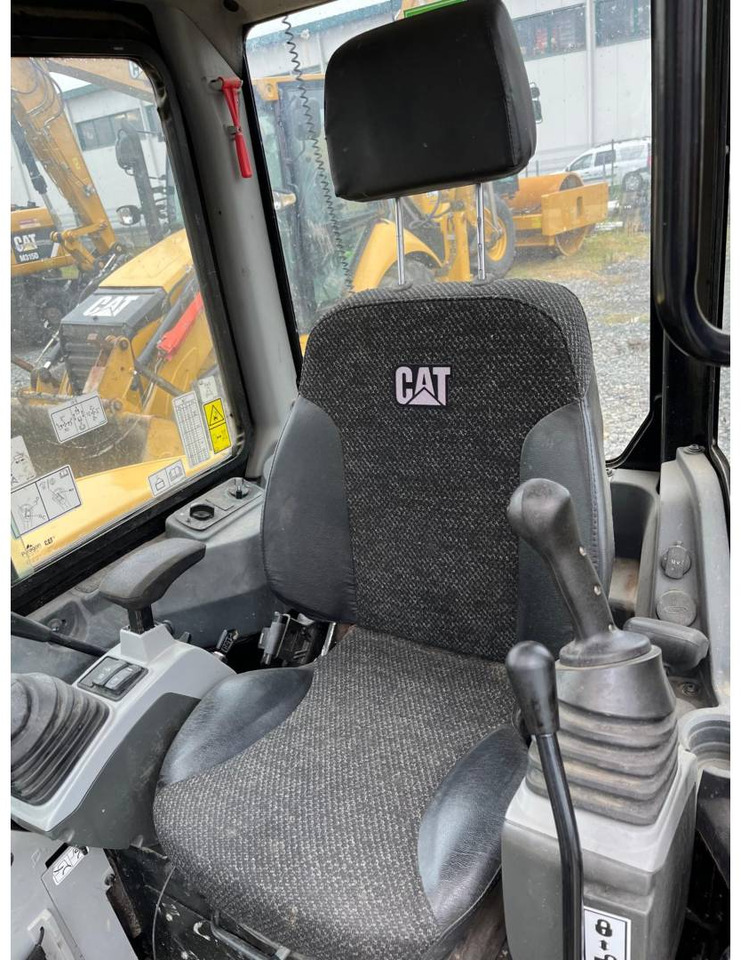 Bandgrävare CAT 305E2CR: bild 8