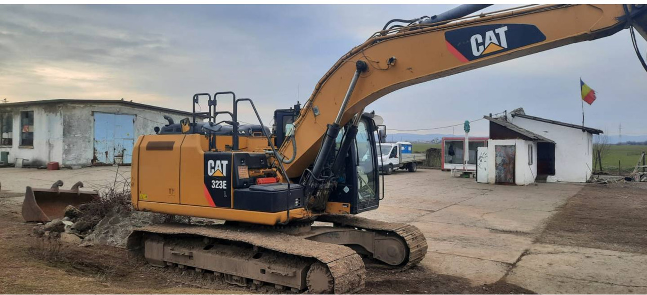 CAT 323EL - Bandgrävare: bild 2 CAT 323EL - Bandgrävare: bild 2