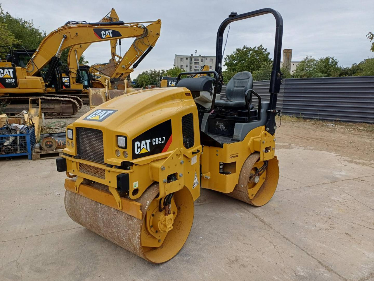 CAT CB2.7LRC - Asfaltvält: bild 1 CAT CB2.7LRC - Asfaltvält: bild 1