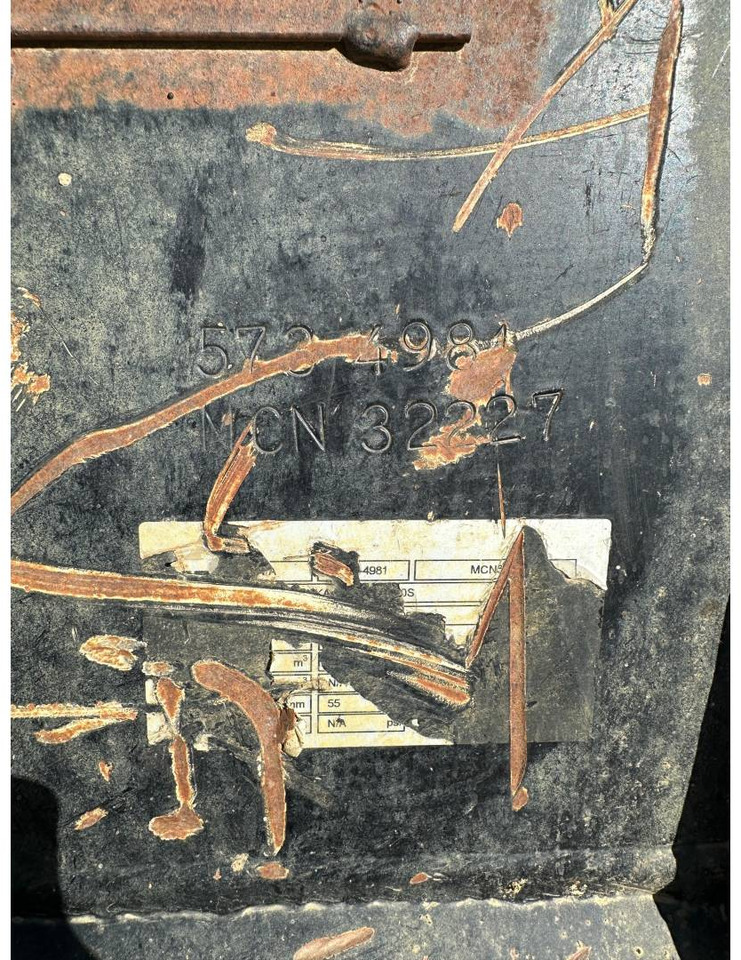Bandgrävare CAT 323: bild 26