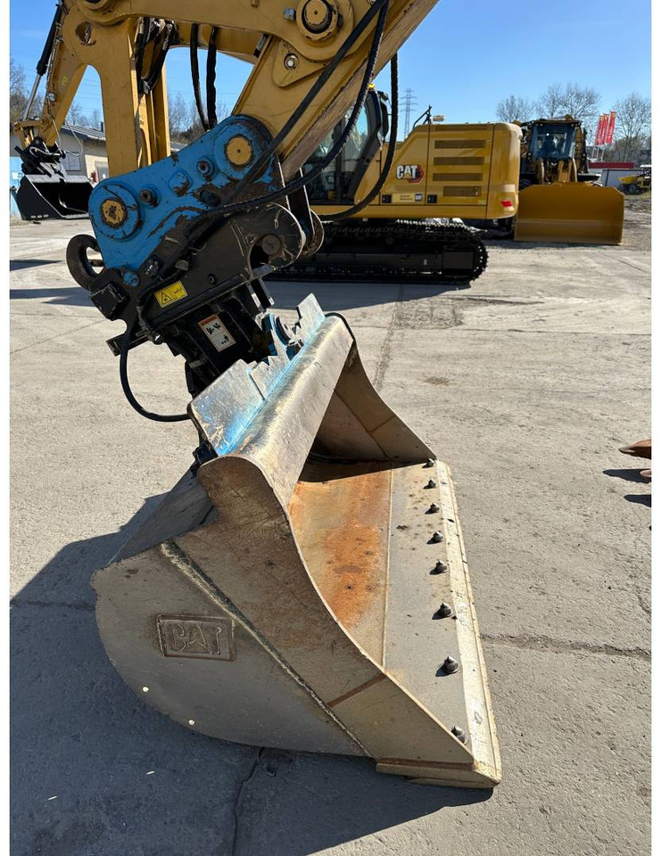 Bandgrävare CAT 323: bild 21