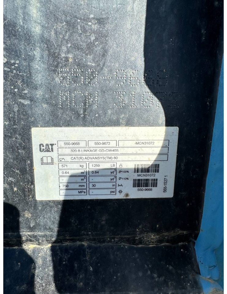 Bandgrävare CAT 323: bild 29