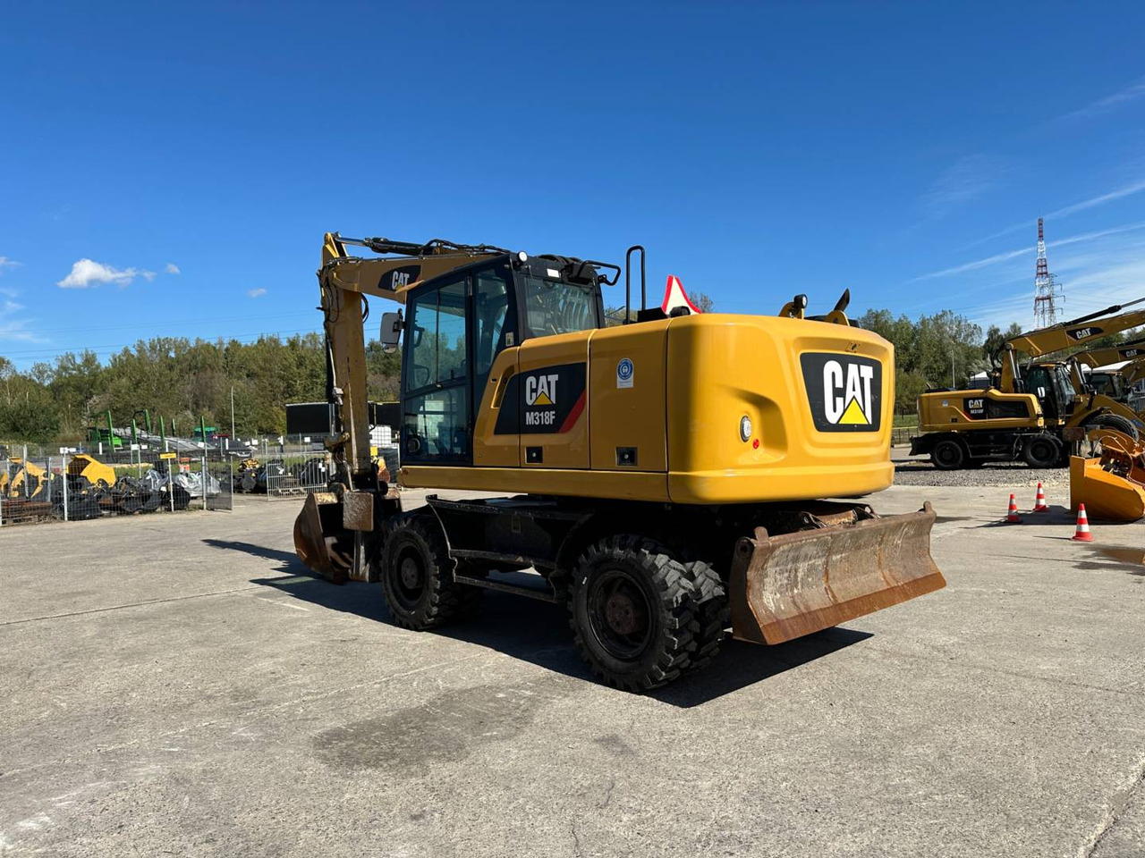 CAT M318F - Hjullastare: bild 4 CAT M318F - Hjullastare: bild 4