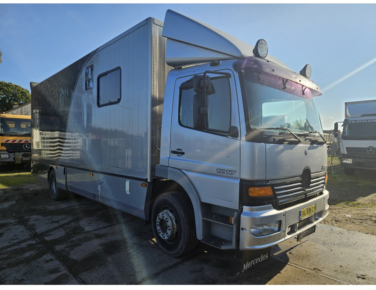Mercedes Atego 1217 L 4x2 Horse transport Dutch Truck - Hästbuss: bild 4 Mercedes Atego 1217 L 4x2 Horse transport Dutch Truck - Hästbuss: bild 4