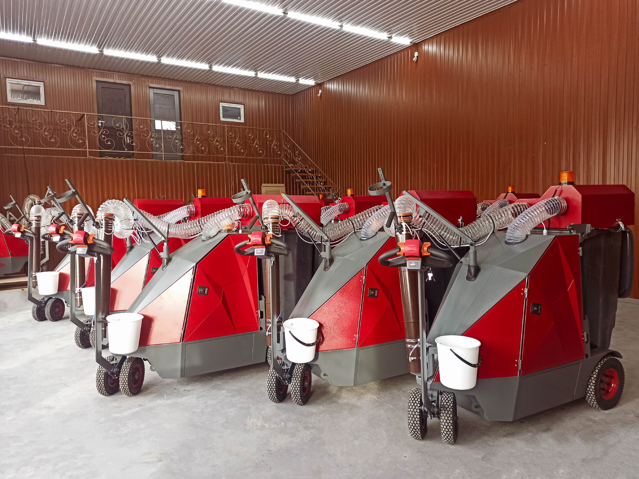 ТІСАВ Street Vacuum Cleaner, Outdoor Vacuum Sweeper, Manufacturer, City Ant - Industridammsugare: bild 4 ТІСАВ Street Vacuum Cleaner, Outdoor Vacuum Sweeper, Manufacturer, City Ant - Industridammsugare: bild 4