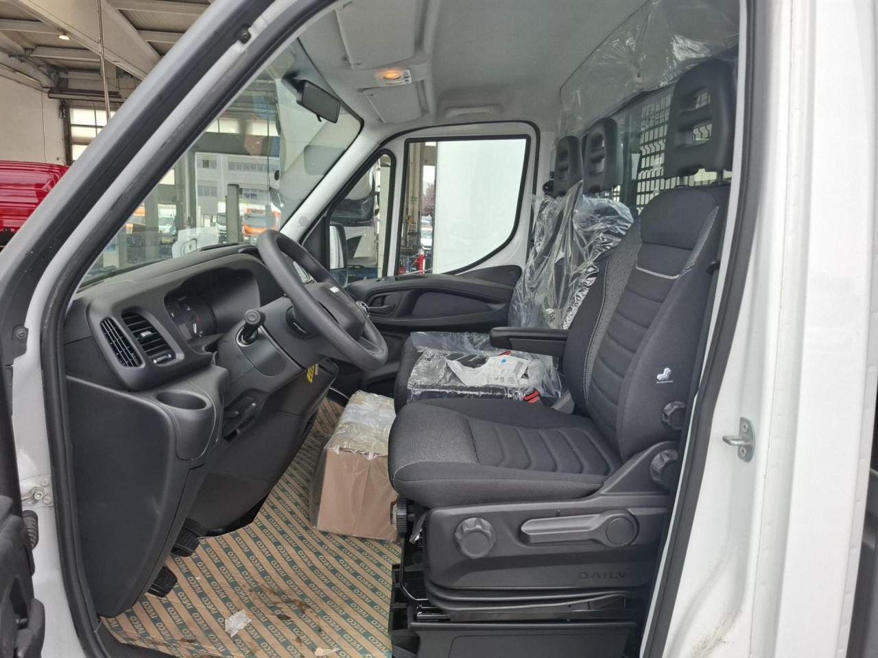 IVECO Daily 35C14 - Skåpbil: bild 5 IVECO Daily 35C14 - Skåpbil: bild 5