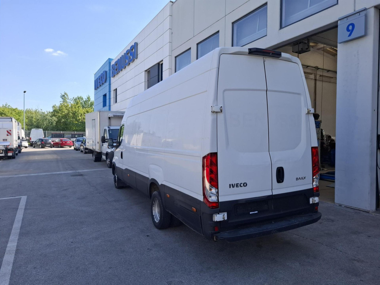 IVECO Daily 35C16V - Persontransport: bild 4 IVECO Daily 35C16V - Persontransport: bild 4