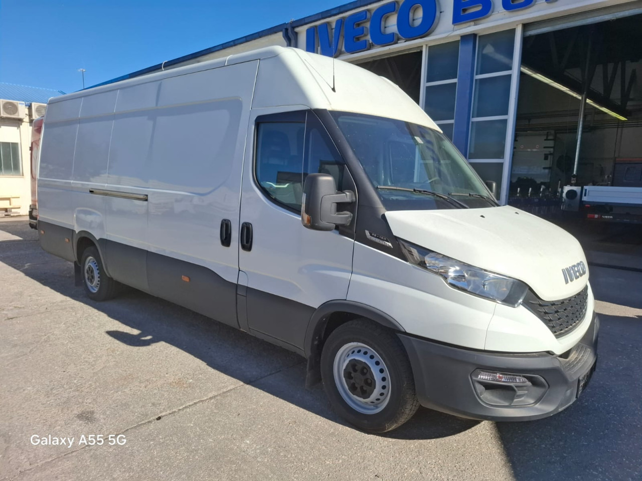IVECO Daily 35S16V - Persontransport: bild 2 IVECO Daily 35S16V - Persontransport: bild 2