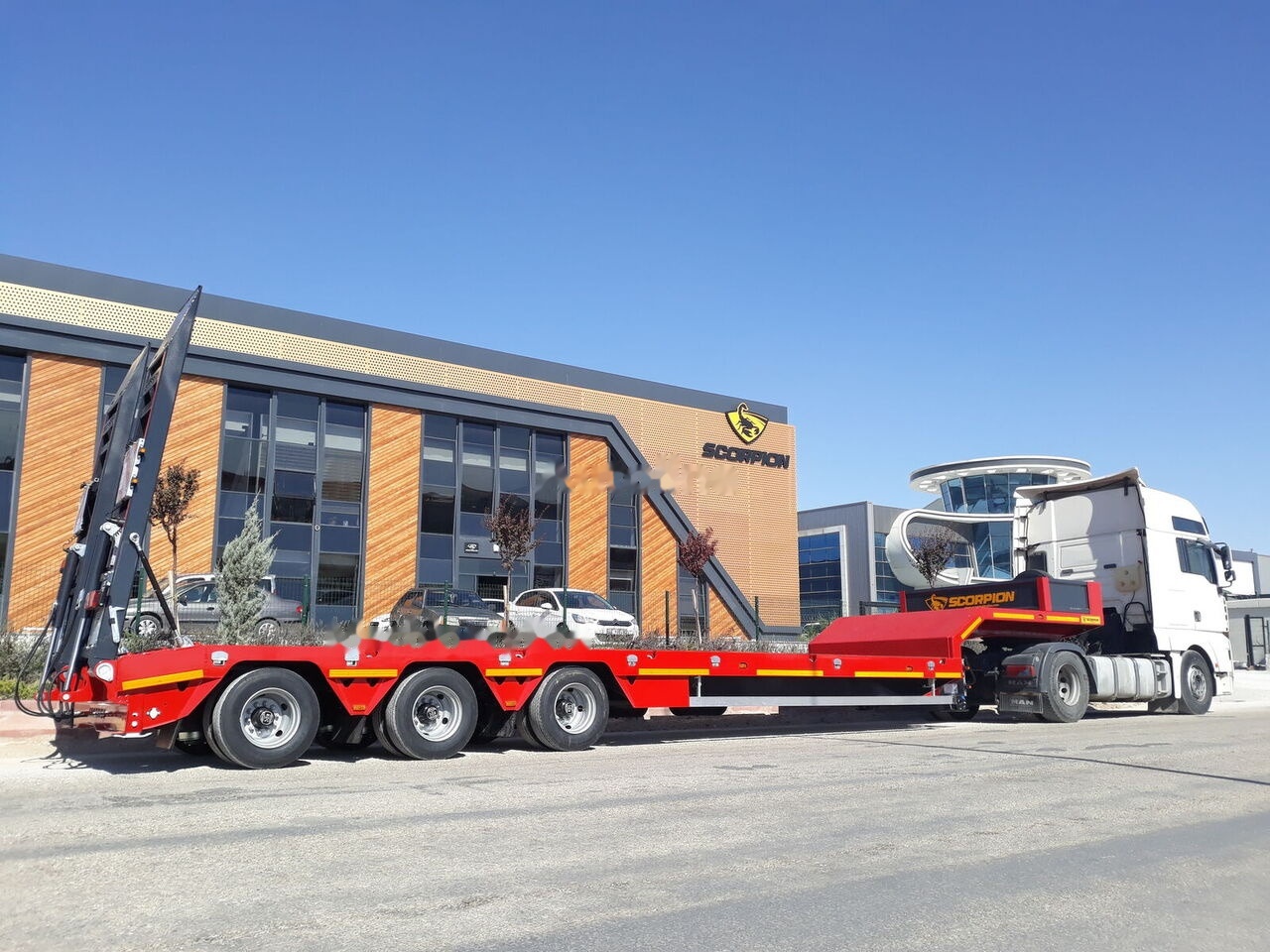 Scorpion Trailer 2024 NEW 3 AXLE (MANUFACTURER COMPANY) - Låg lastare semitrailer: bild 2 Scorpion Trailer 2024 NEW 3 AXLE (MANUFACTURER COMPANY) - Låg lastare semitrailer: bild 2