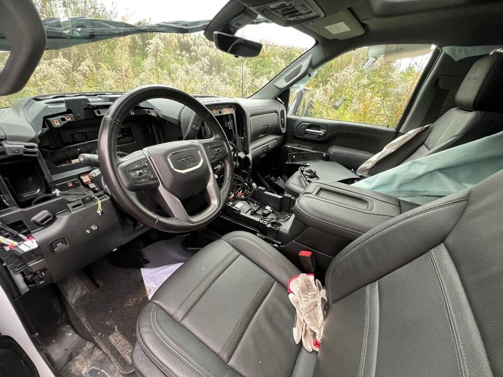 GMC Denali 2021 Interior - Hytt för Lastbil: bild 1 GMC Denali 2021 Interior - Hytt för Lastbil: bild 1