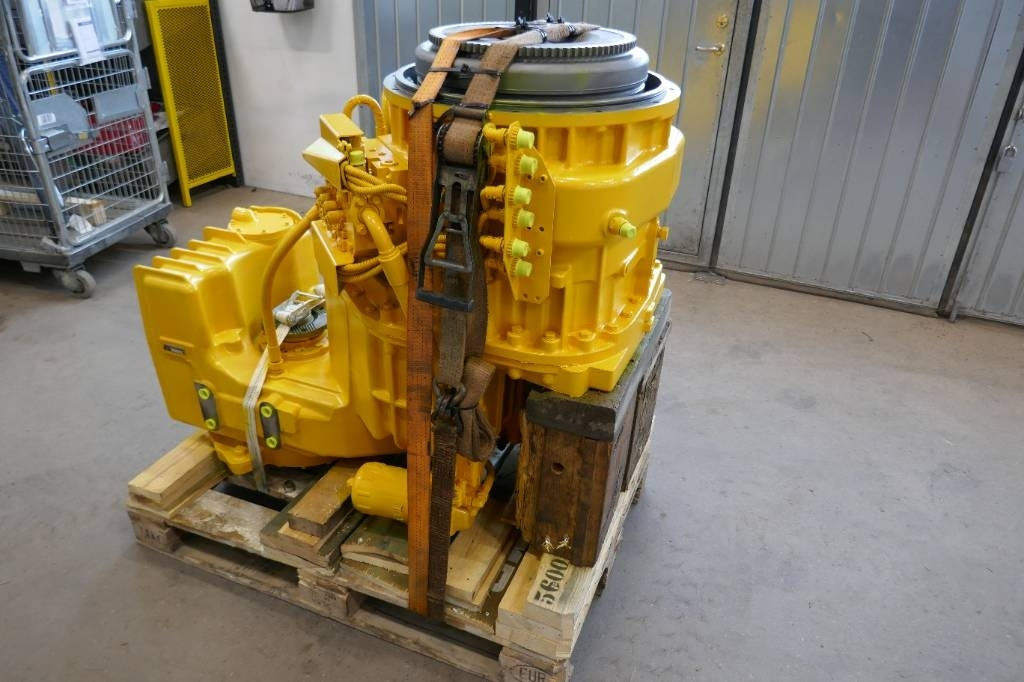 Volvo L220 växellåda 22757 - Växellåda för Byggmaskiner: bild 2 Volvo L220 växellåda 22757 - Växellåda för Byggmaskiner: bild 2
