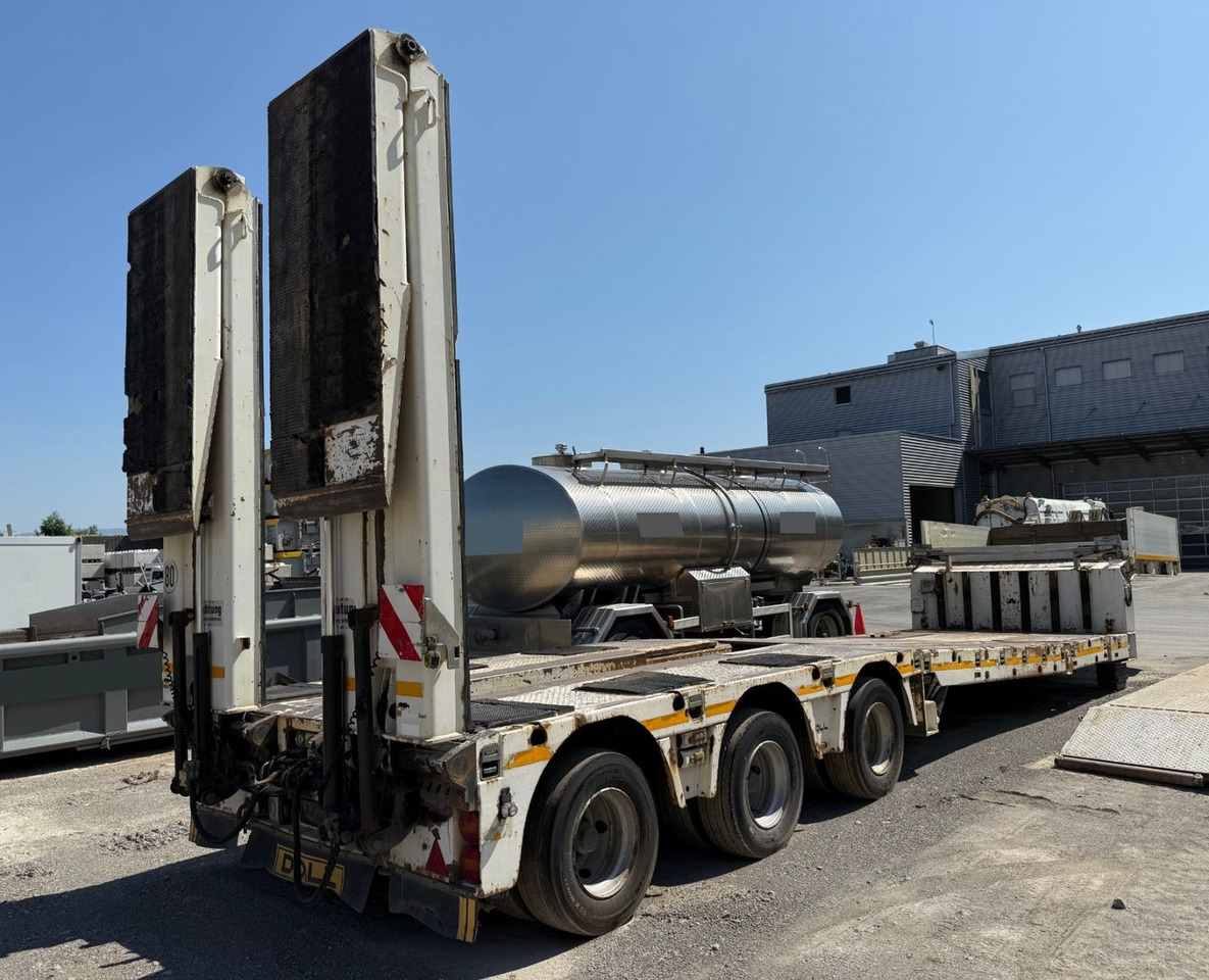 Doll Panther T3E-A, 61ton , 3.9m tele,Hyd Rampen 4.5m - Låg lastare semitrailer: bild 1 Doll Panther T3E-A, 61ton , 3.9m tele,Hyd Rampen 4.5m - Låg lastare semitrailer: bild 1