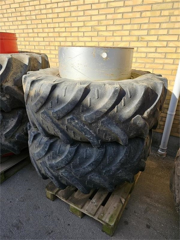 Kleber 480/70 R28 - Däck: bild 1 Kleber 480/70 R28 - Däck: bild 1